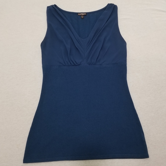 Express Ruched Top Tank - Picture 8 of 8
